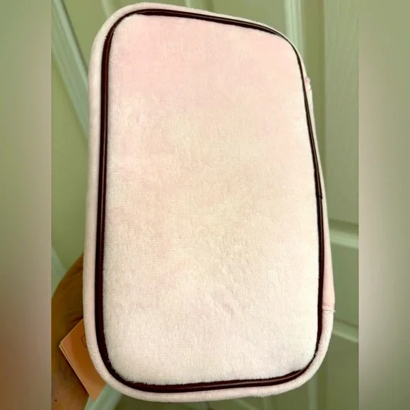 Juicy Couture travel cosmetics case - NWT - Picture 6 of 6